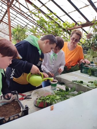 В ДЭБЦ прошёл конкурс «ЦветоЛаб» 2026